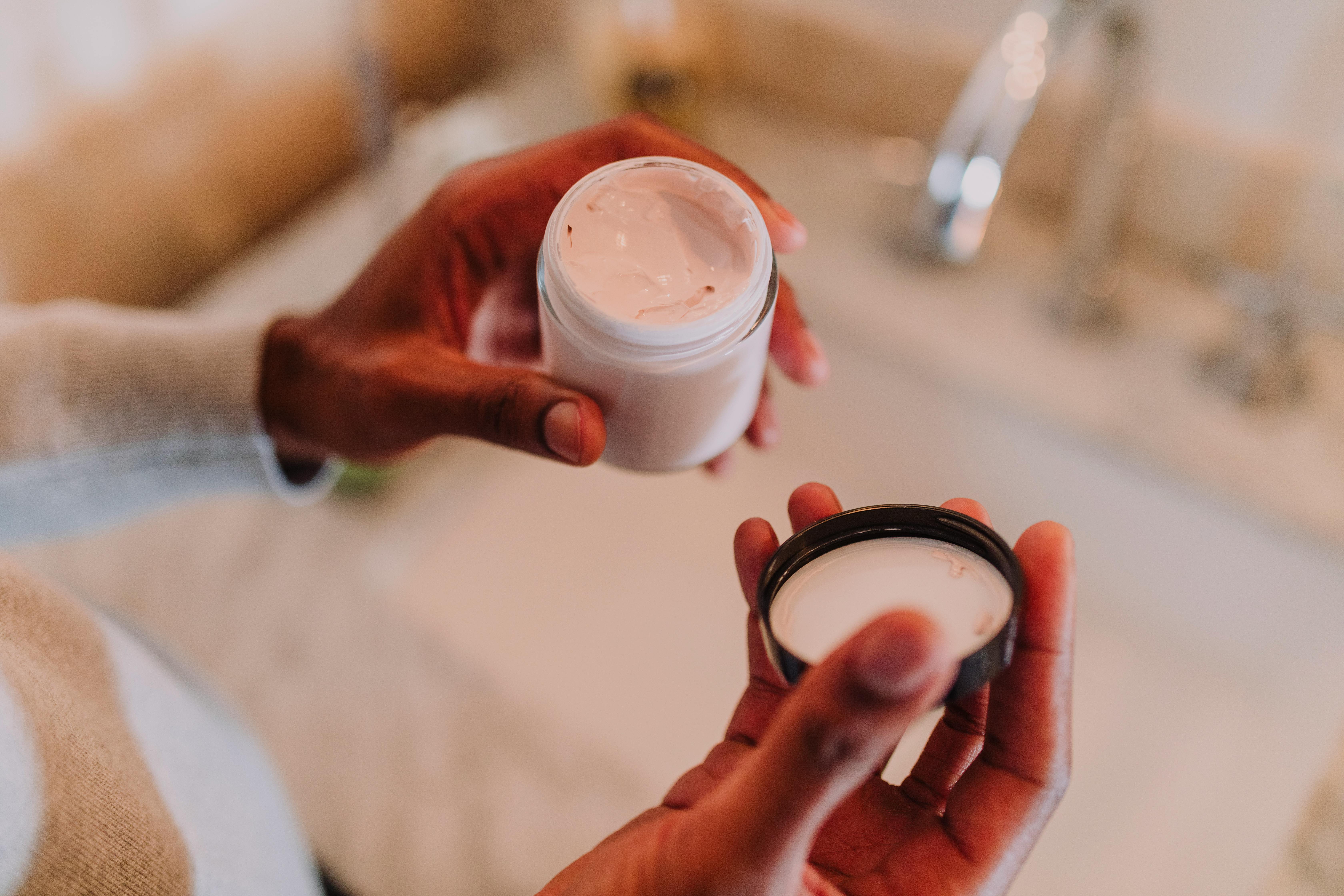 2026 Skincare Spotlight: Must-Try Hydrating Moisturizer Trends